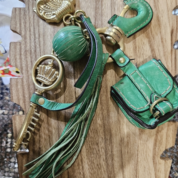 Juicy Couture Other - Juicy Couturecharm Green and Gold Key Holder
